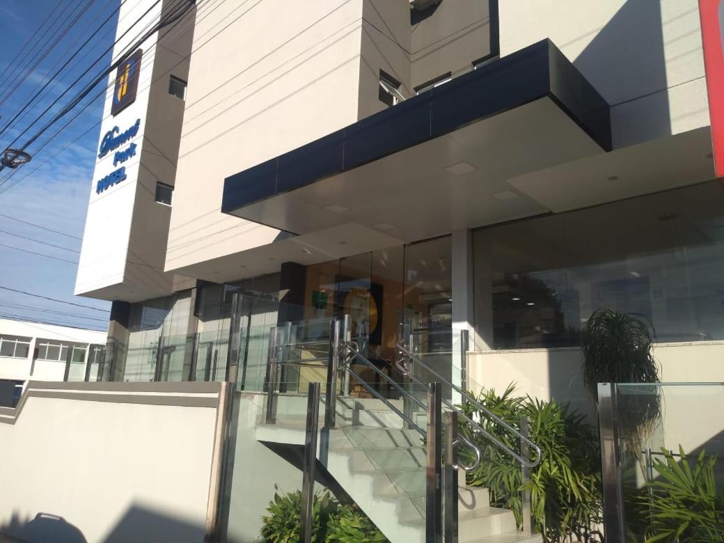 סאו ז'וזה דו ריו פרטו Dumont Park Hotel מראה חיצוני תמונה